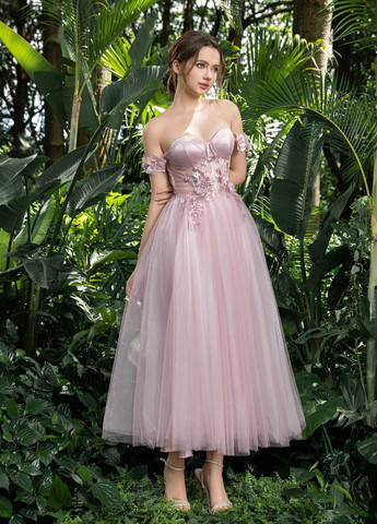 Светло-розовое праздничный, вечернее платье а-силуэт, с корсетом, с открытой спиной SHEIN однотонное