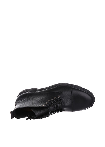 Черные осенние ботинки Project