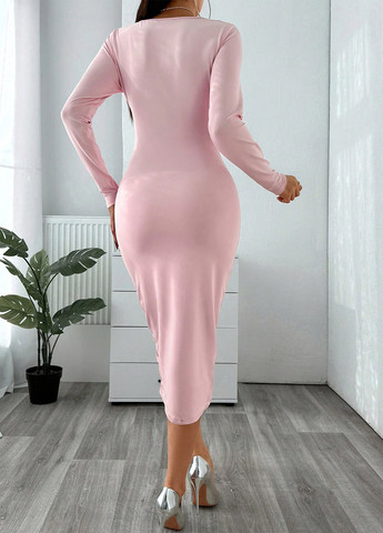 Светло-розовое кэжуал платье силуэтная SHEIN однотонное