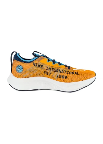 Оранжевые демисезонные кроссовки zoom fly 4 prm Nike
