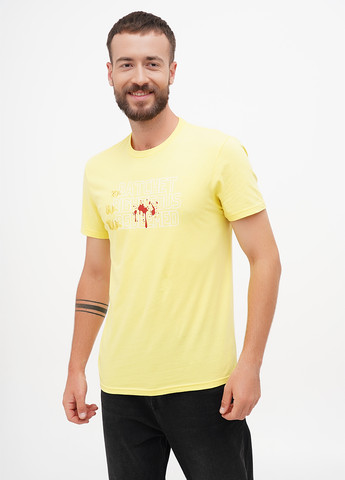 Жовта футболка District