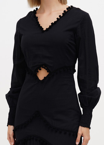 Черное кэжуал платье Sassofono Club однотонное