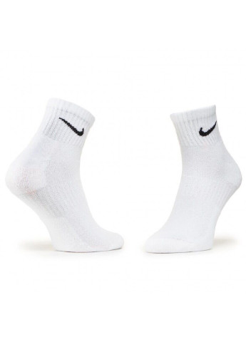 Білі шкарпетки everyday lightweight ankle 3-pack white — sx7677-100 Nike логотипи (254342681)