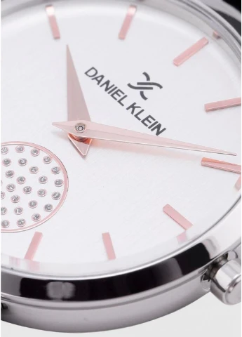 DK 12202-7 Daniel Klein (251249780)