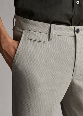 Светло-серые кэжуал демисезонные зауженные брюки Massimo Dutti