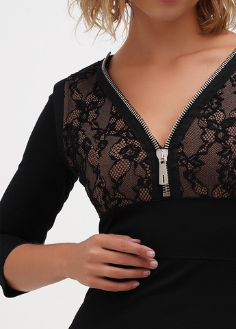 Черное кэжуал платье силуэтная Sassofono однотонное