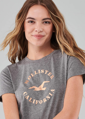 Серая всесезон футболка Hollister