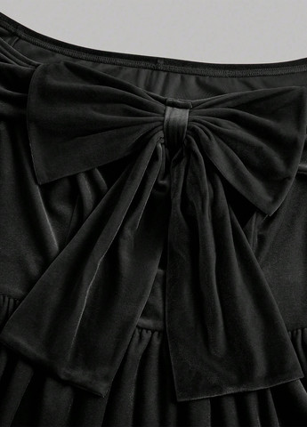 Черное кэжуал платье с открытыми плечами SHEIN однотонное