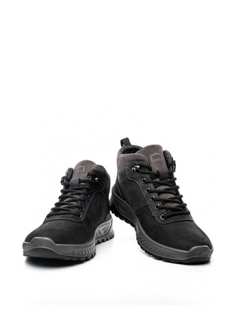 Черные зимние ботинки Manul