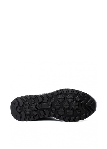 Черные зимние ботинки Manul