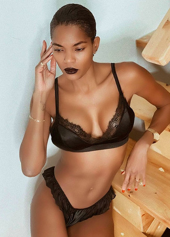 Чорний бралетт бюстгальтер Empress Mimi без кісточок шовк