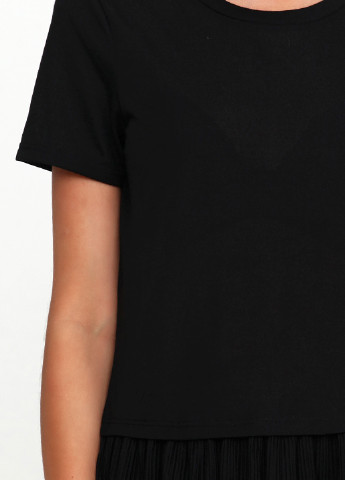 Черная летняя футболка Vero Moda