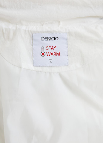 Белая зимняя куртка DeFacto