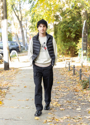 Бежевый свитшот Uniqlo персонажи без декора (322455757)