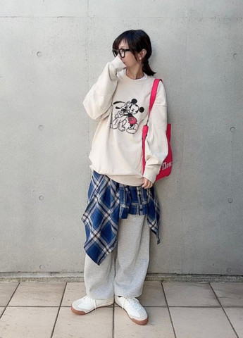 Бежевый свитшот Uniqlo персонажи без декора (322455757)