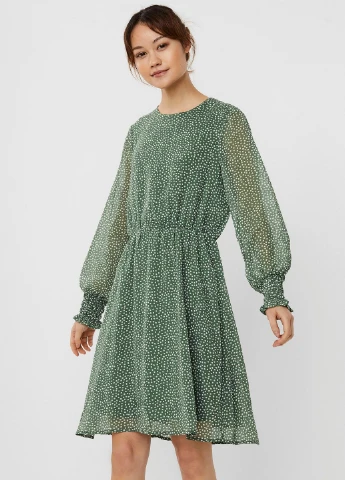 Зеленое кэжуал платье Vero Moda в горошек