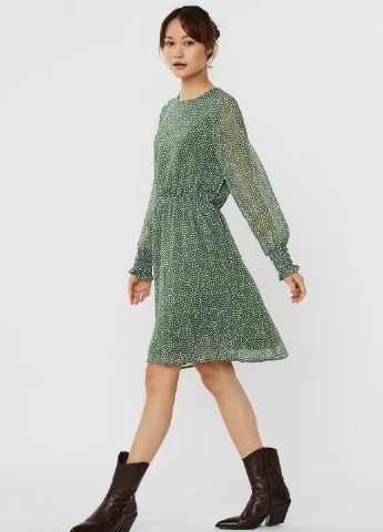 Зеленое кэжуал платье Vero Moda в горошек