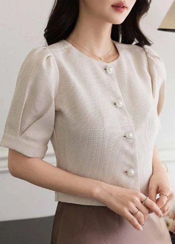 Кремова блуза SHEIN