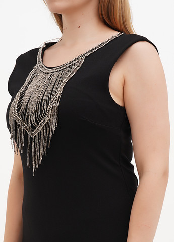 Черное коктейльное, кэжуал платье силуэтная Sassofono Club однотонное