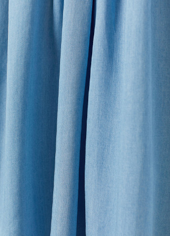 Голубое джинсовое платье клеш H&M однотонное