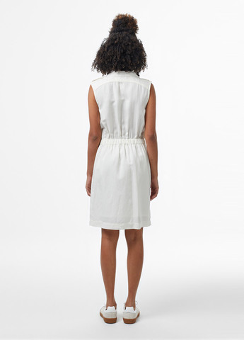 Белое кэжуал платье на запах Lacoste однотонное