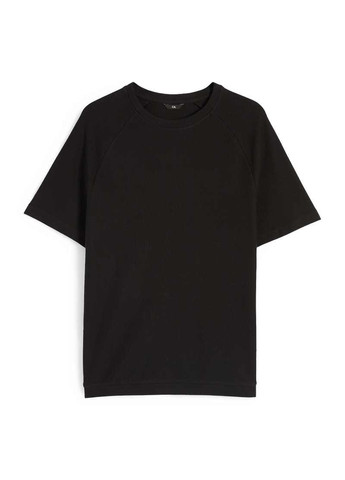 Чорна футболка C&A