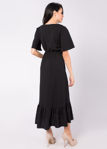 Черное кэжуал платье Garne однотонное