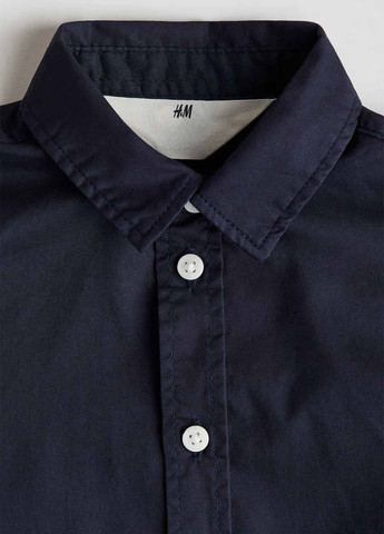 Темно-синяя кэжуал рубашка однотонная H&M