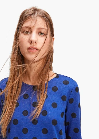 Синее кэжуал платье а-силуэт Stradivarius в горошек