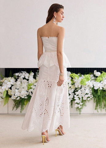 Белое праздничный, вечернее платье с открытыми плечами SHEIN однотонное