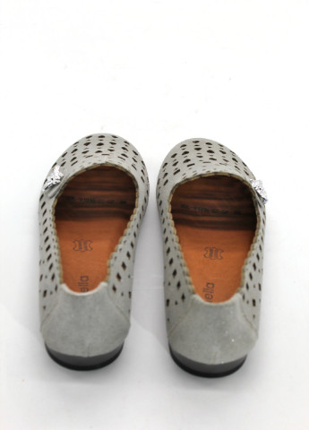 Туфли Rifellini-Madella на низком каблуке с брошкой, с глиттером, с перфорацией