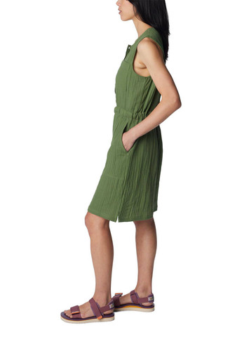Зеленое кэжуал платье платье-майка Columbia однотонное