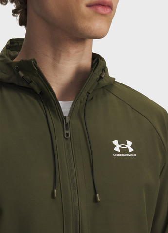 Оливкова демісезонна вітровка Under Armour