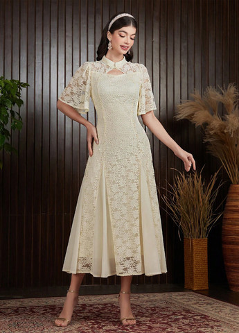 Молочное вечернее платье а-силуэт SHEIN однотонное