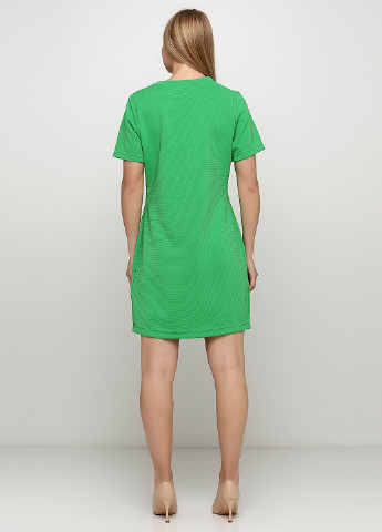 Зеленое кэжуал платье платье-футболка H&M однотонное