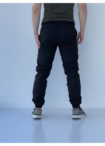 Черные кэжуал демисезонные брюки Intruder