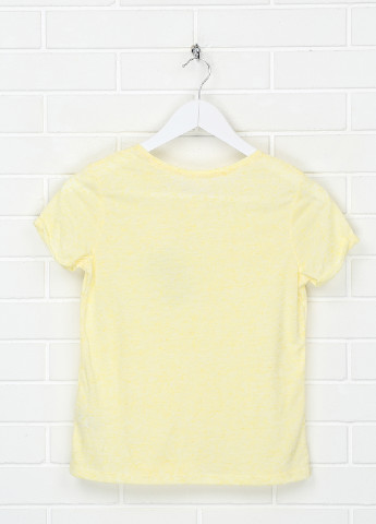 Светло-желтая летняя футболка C&A