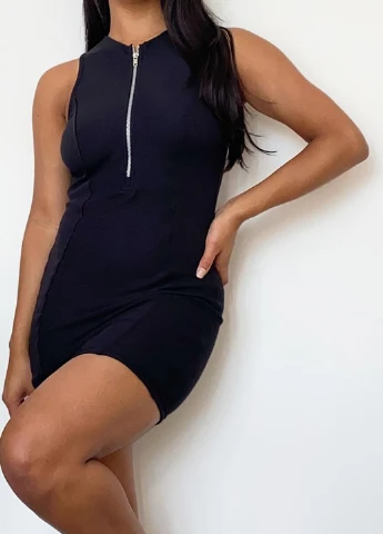 Чорна кежуал сукня сукня-водолазка PrettyLittleThing однотонна