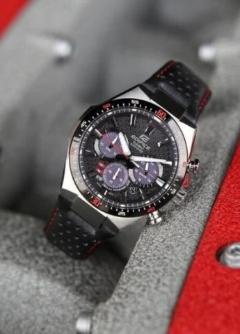 Чоловічі Годинники EFS-S520CBL-1AUEF кварцові класичні Casio (226704336)
