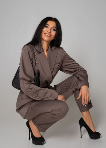 Сучасний костюм зі спідницею. Jadone Fashion (254894797)