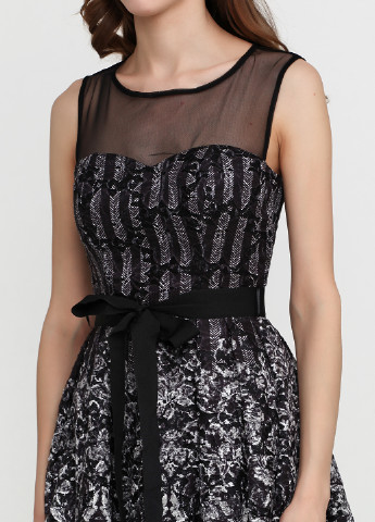 Чорна кежуал сукня Rinascimento з абстрактним візерунком