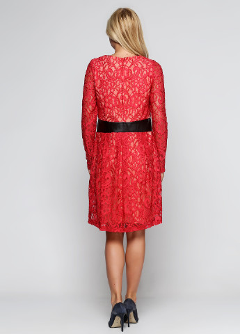 Красное кэжуал платье Ut с цветочным принтом