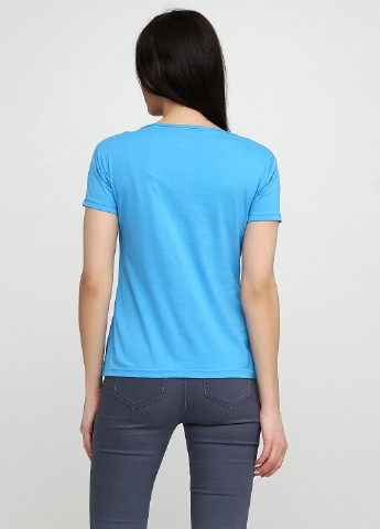 Голубая летняя футболка SEZ 10