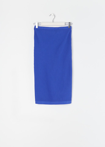 Синее кэжуал платье с открытыми плечами, футляр, с открытой спиной Sinsay однотонное