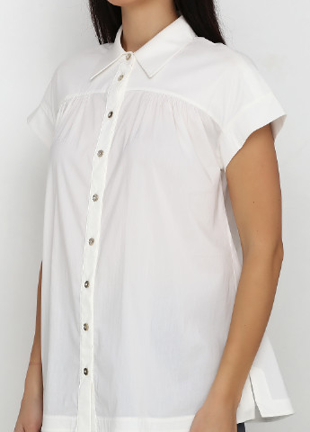 Молочная летняя блуза Sassofono