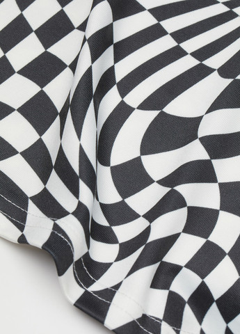 Чорно-білий кежуал сукня H&M з геометричним візерунком