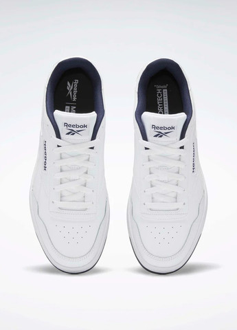 Белые демисезонные кроссовки Reebok