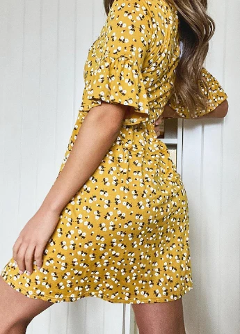 Желтое платье Boohoo