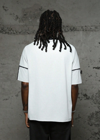 Біла футболка SHEIN