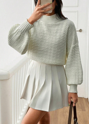 Молочний демісезонний светр SHEIN